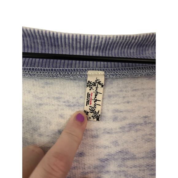 Free People Intimates Purple Lightweight Sweater Sleepshirt Size XS Flawed - Picture 2 of 4